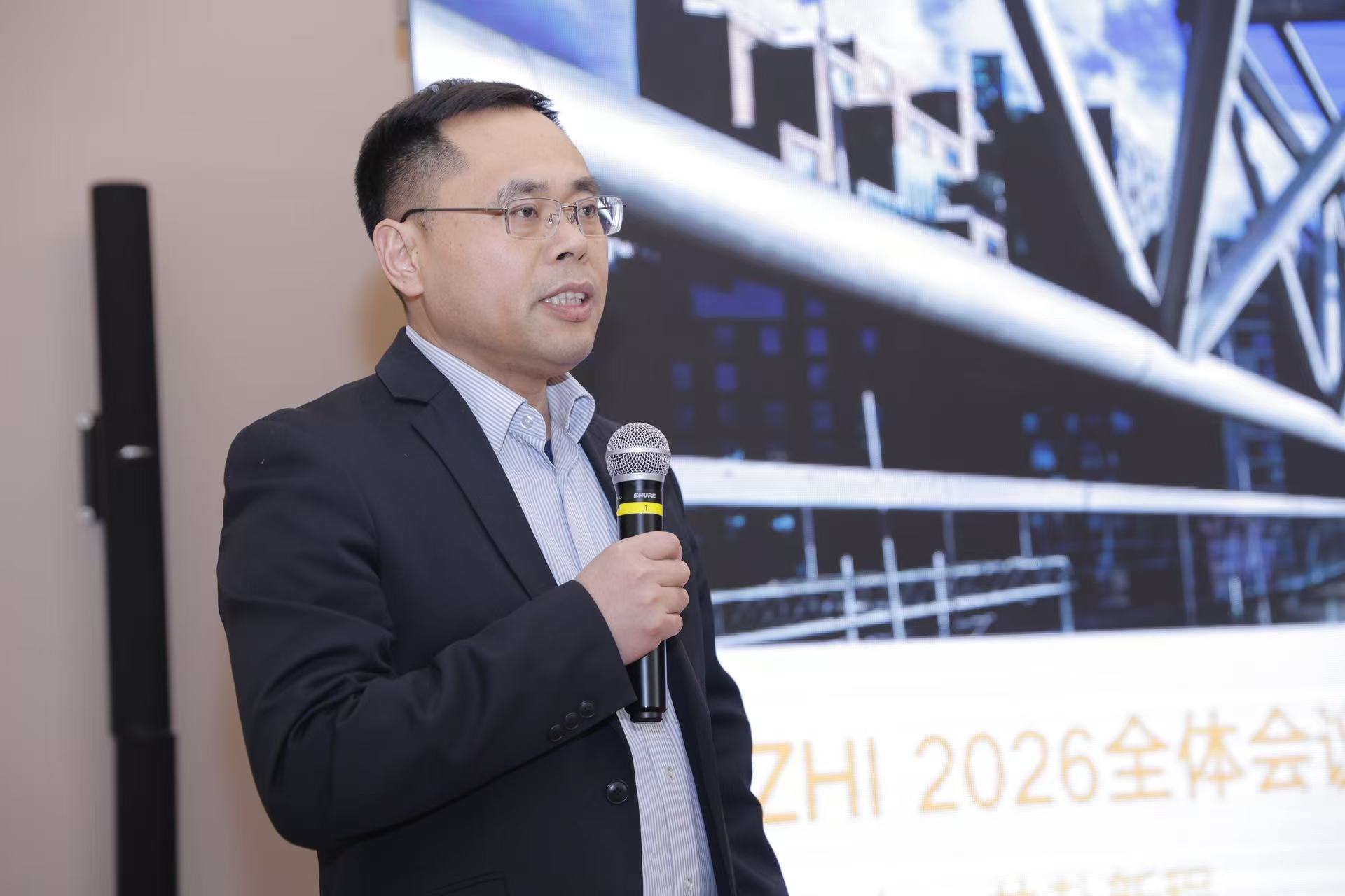 總經(jīng)理胡海軍